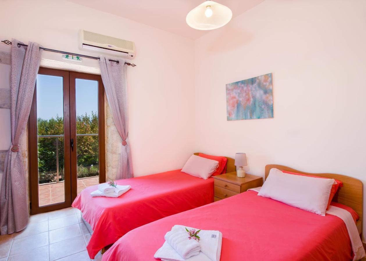 Villa Kourouni Stalos Ngoại thất bức ảnh
